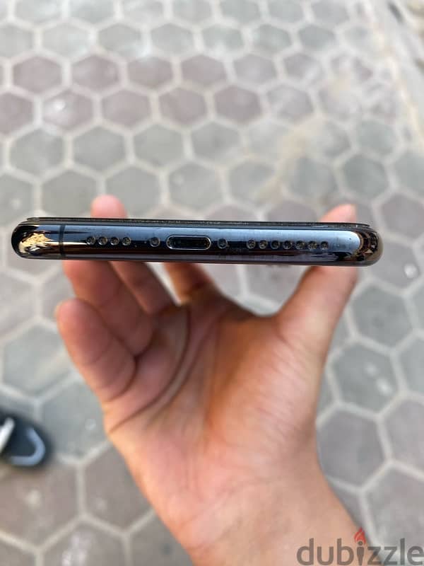 iphone xs max 3