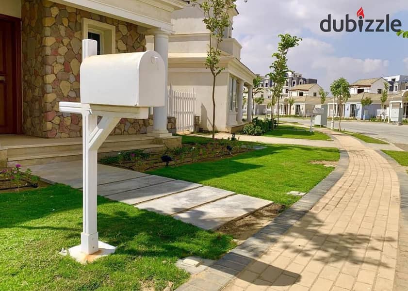 Townhouse in the northern expansions, minutes from Sheikh Zayed, behind Mall of Arabia, next to Chill Out Park, from Mountain View October 5