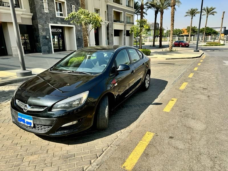 Opel Astra 2015 1