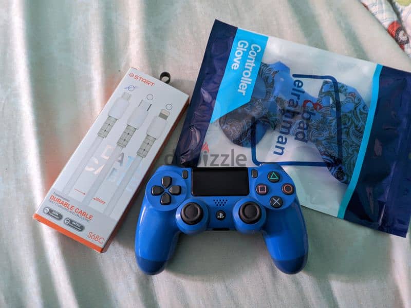 PS4 original controller +جراب+ سلك شاحن 1