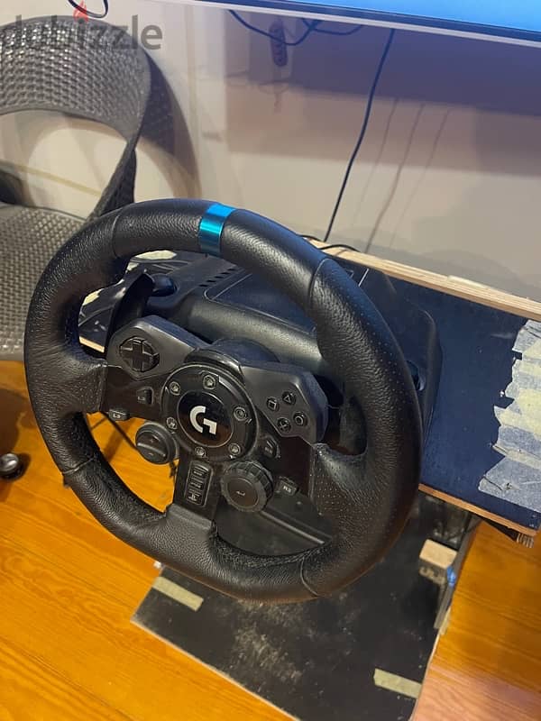 logitech g923 steering wheel used 9 months 2