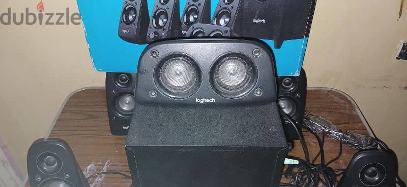 logitech z506 5.1 Surround sound speaker 1