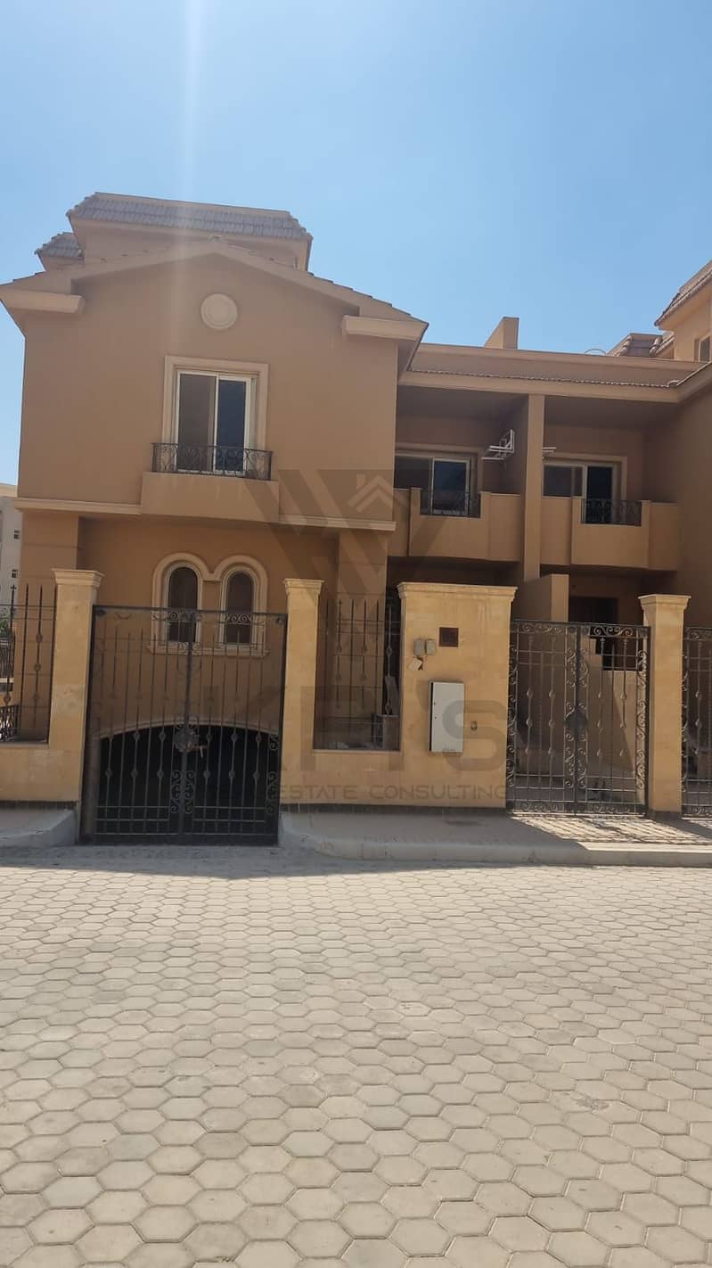 Twin House 518m Ready to move in Water Way with facilities 11