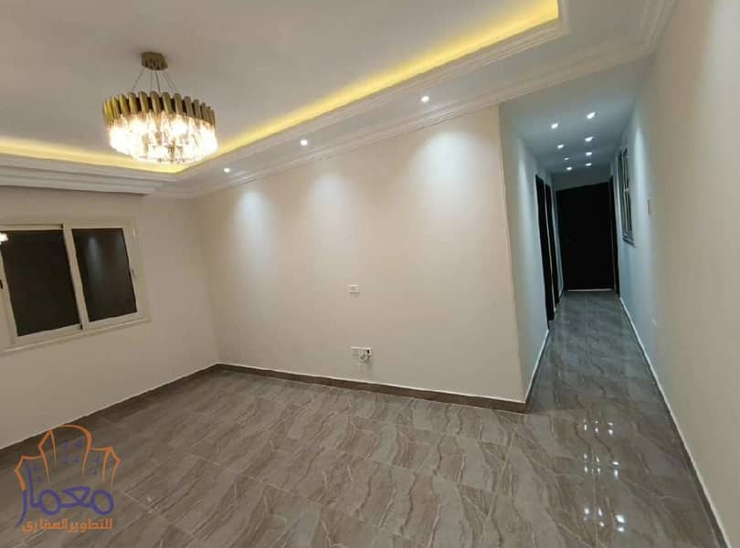 apartment for sale 230m ready to move banafsag omarat new cairo 12