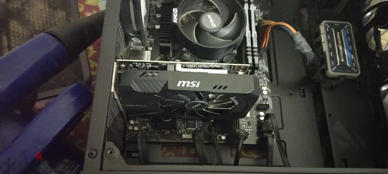 RX 560 4GB MSI 1 FAN 5