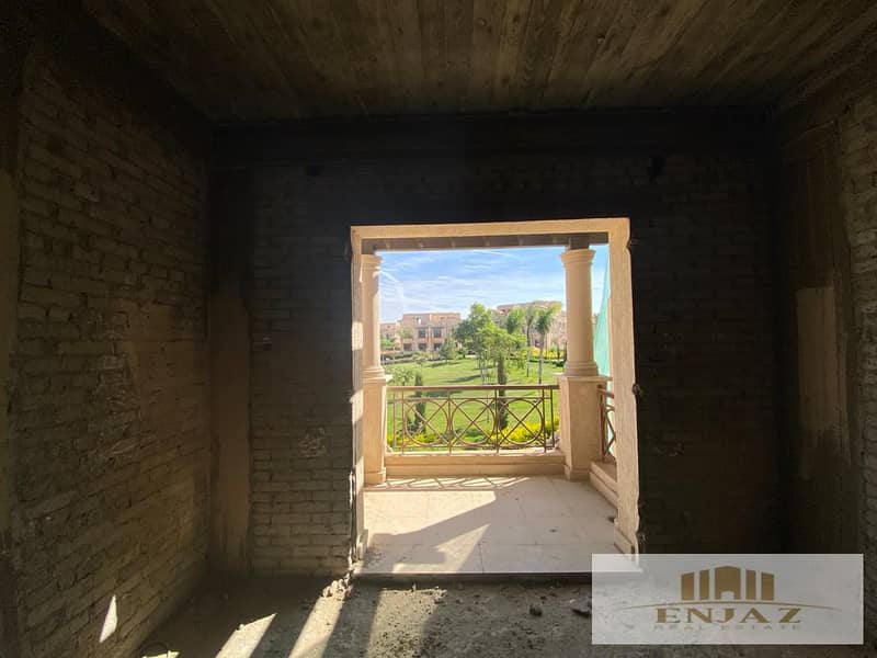 Villa in Madinaty E3 with 12-Year Installments, Wide Garden View, 300sq 2