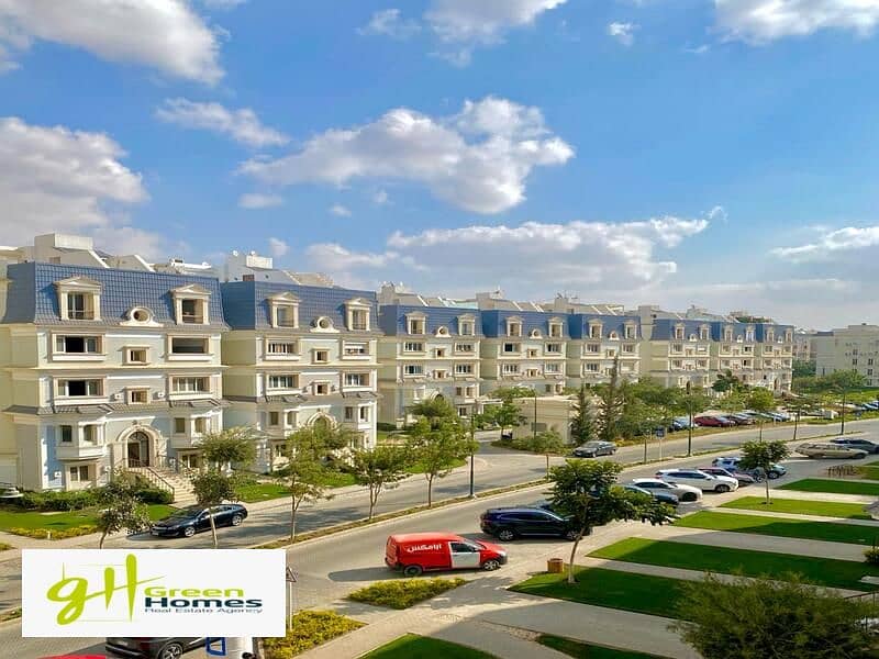 Penthouse 189M + 115 ROOF  for sale Ready to move with very prime location and price at Mountain View Hyde Park, New Cairo 0