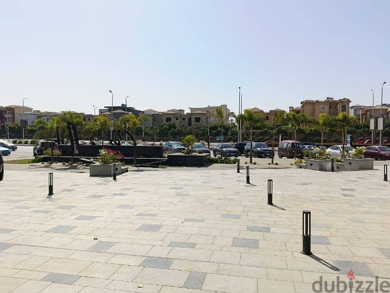 محل للإيجار في التجمع الخامس -Shop For Rent in C park 0