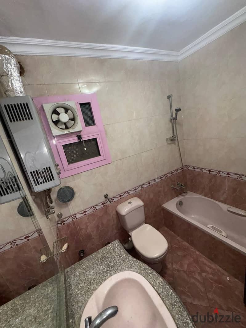 An administrative office apartment for rent in Nasr City, in the Al-Sefarat District, Sayyeda Khadija Mosque Street, with air conditioners and heaters 3