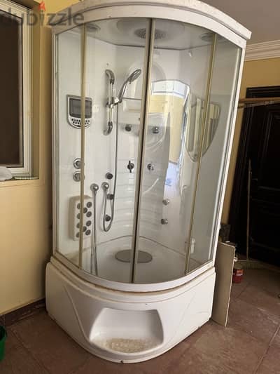 Shower Room and Jacuzzi for sale - Good condition