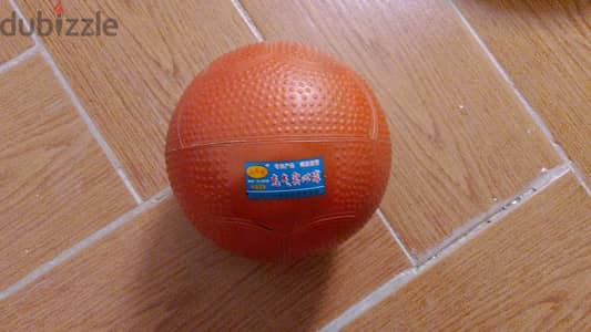 كرة طبية للتمرين 2.5 كيلو Medicine ball for training 2.5 Kg