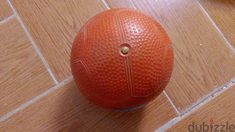 كرة طبية للتمرين 2.5 كيلو Medicine ball for training 2.5 Kg 1