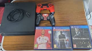 Playstation 4+2 controllers +3 games 0