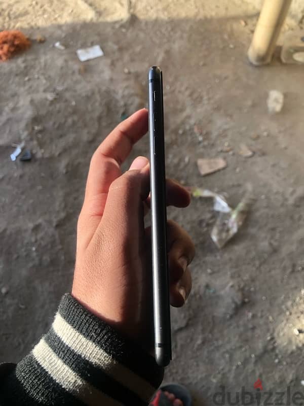 ايفون8+ بطاريه97 3