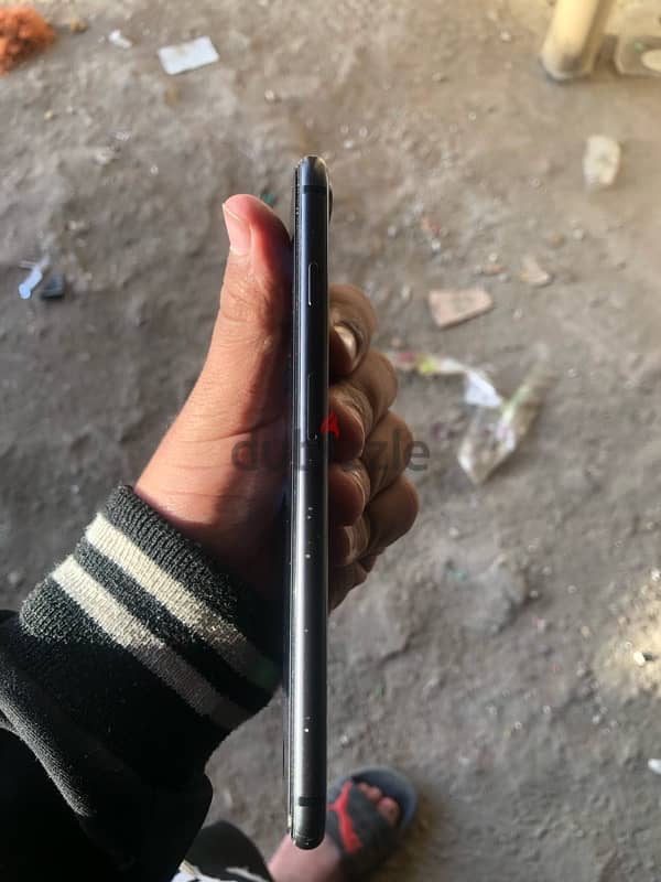 ايفون8+ بطاريه97 5