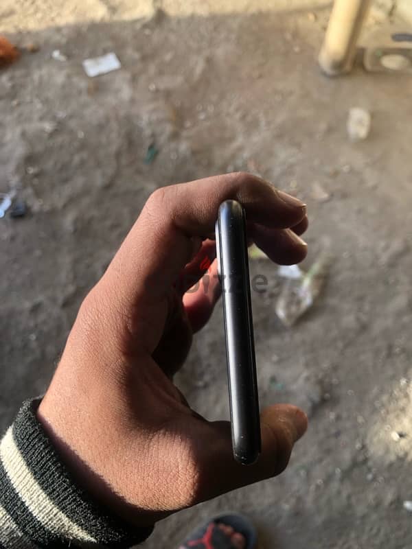 ايفون8+ بطاريه97 6