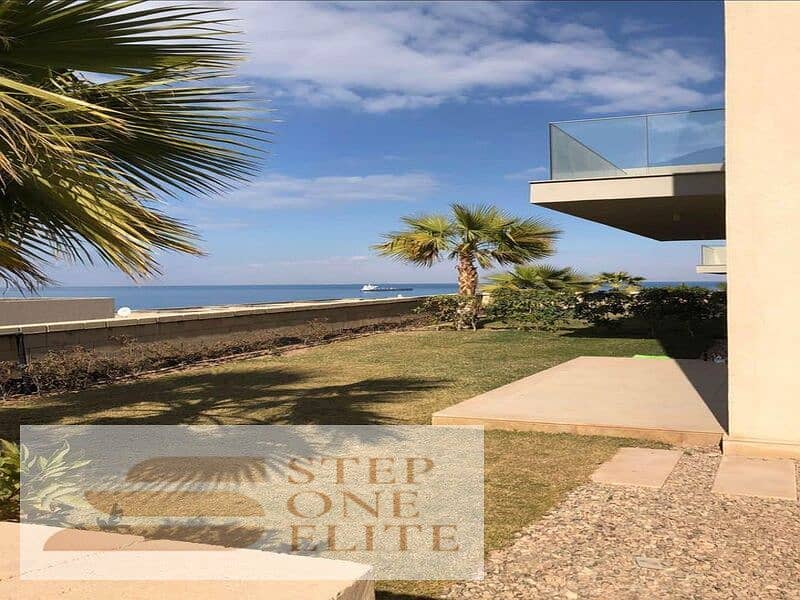 Pay a 5% down payment and receive a 130m fully finished chalet with a direct sea view near La Vista 1