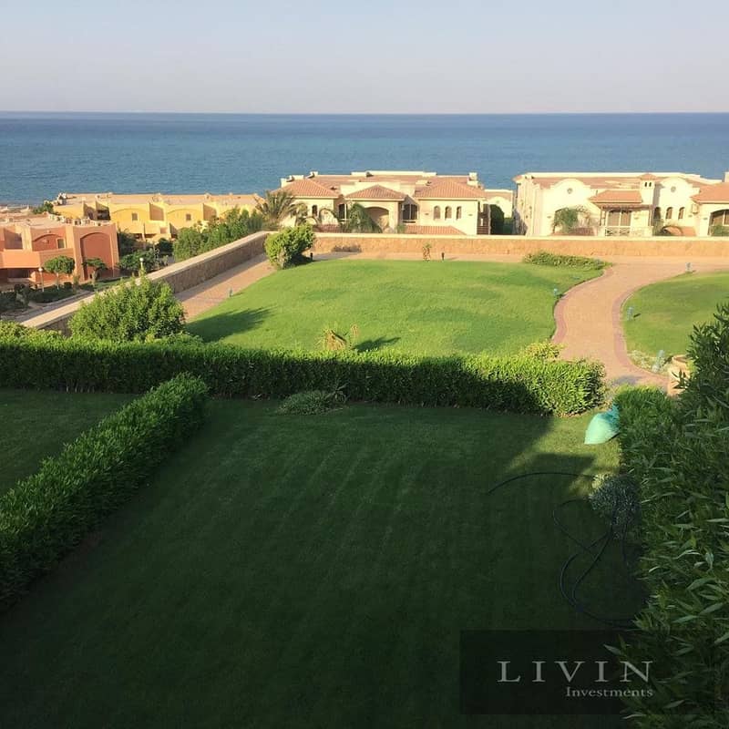 For sale, 140 sqm chalet, ready to move in, fully finished, overlooking the sea, in La Vista Gardens, Sokhna. 3