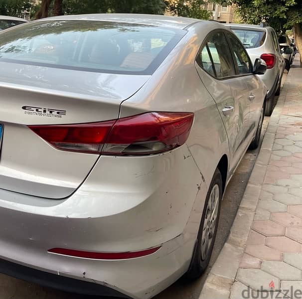 Hyundai Elantra 2019 5