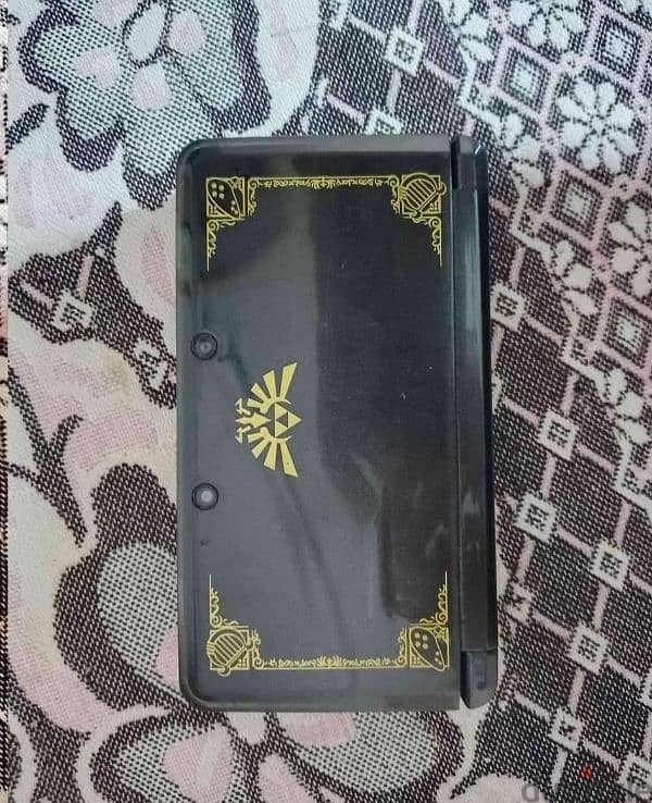 Nintendo 3DS Zelda Edition Black and Gold نينتيندو سويتش ٣دي اس 0