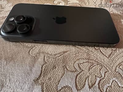 iPhone 15 Pro Max  256GB  black titanium