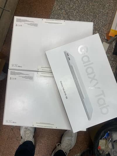 Galaxy Tab S9 FE Plus 5G 12.4in 256/12G White Lavender جديد متبرشم