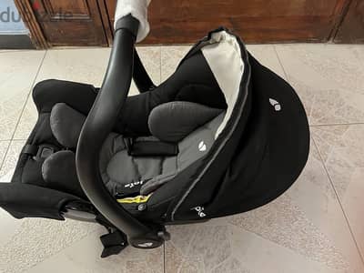 car seat stage 1 Joie used like new, used for just 4 times