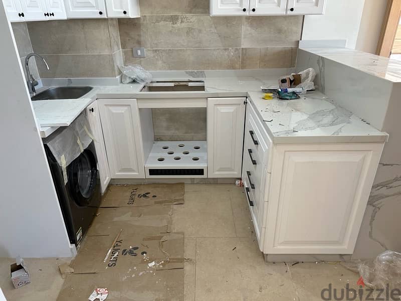 Full wood kitchen with quarts marble 2