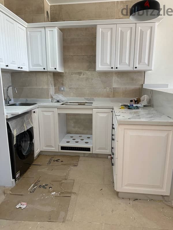 Full wood kitchen with quarts marble 3