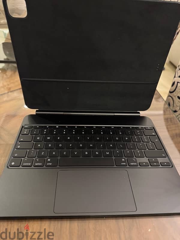 iPad pro m4 13 inch - Smart Keyboard 1