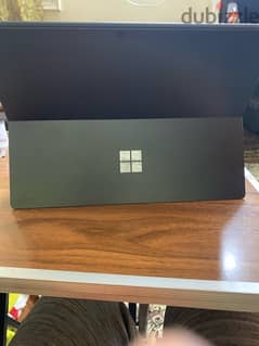 surface 8 i7 16ram 256 disk keyboard and pen 0