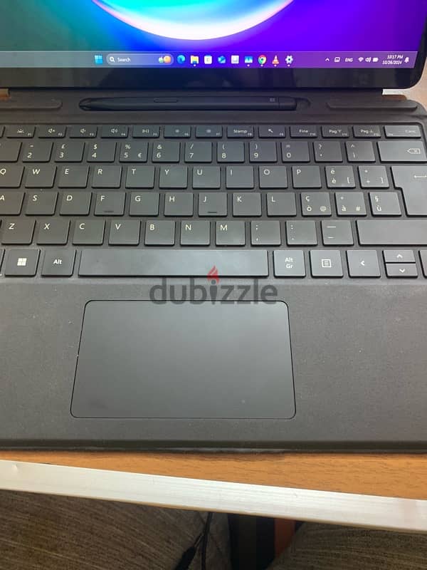 surface 8 i7 16ram 256 disk keyboard and pen 3