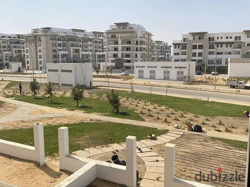 Two-room apartment next to the American University, prime location installments 3