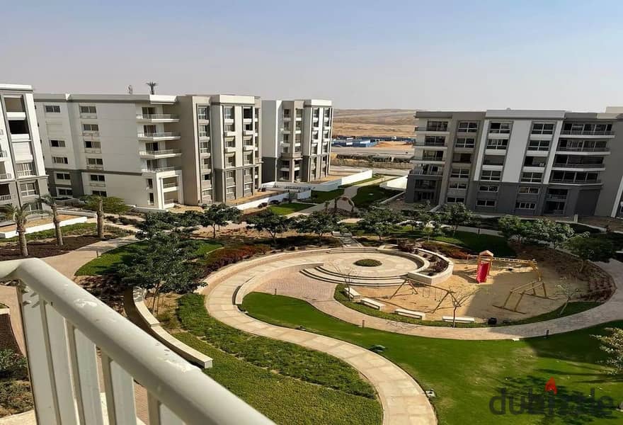 Two-room apartment next to the American University, prime location installments 5