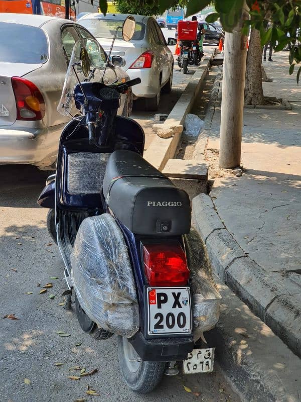 VESPA PX200 8