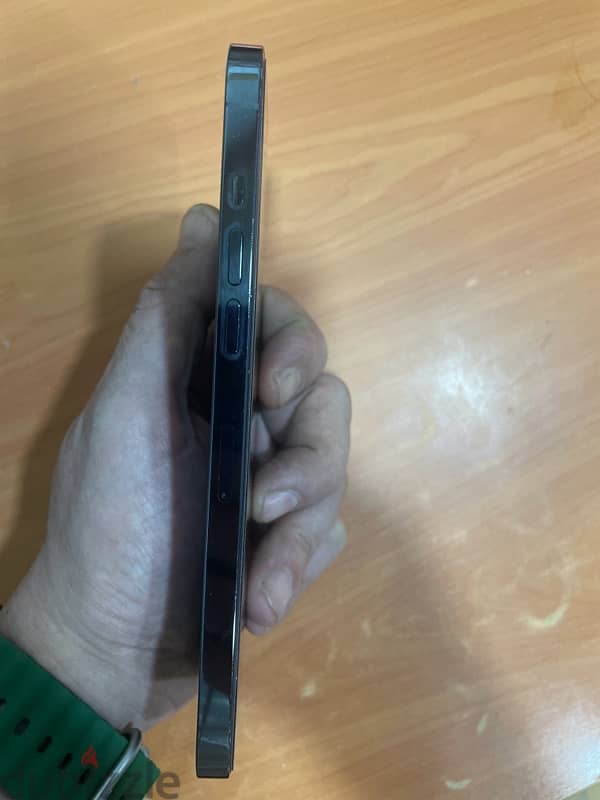 iPhone 12 Pro Max 256GB Blue 2