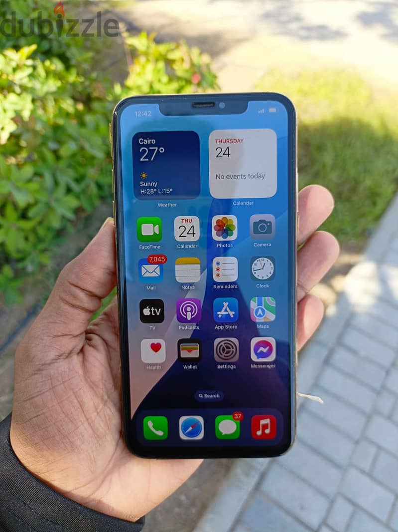 IPhone xsmax / ايفون اكس اس ماكس للبيع او بدل 1