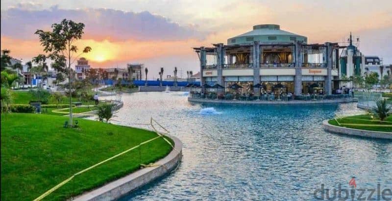 عيادة للبيع في الأوبن إير مول open air mall 2