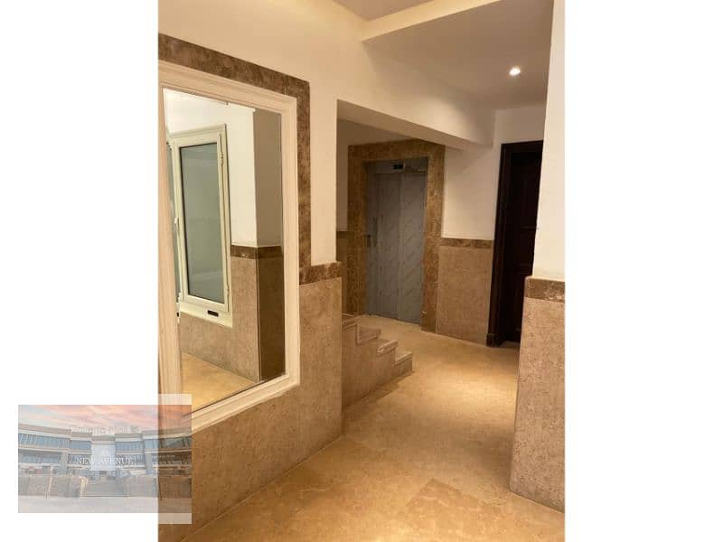 Apartment ready to move prime location in sarai 5