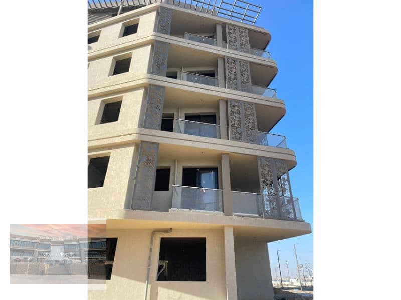 Penthouse for sale with installment in badya palm hills 9