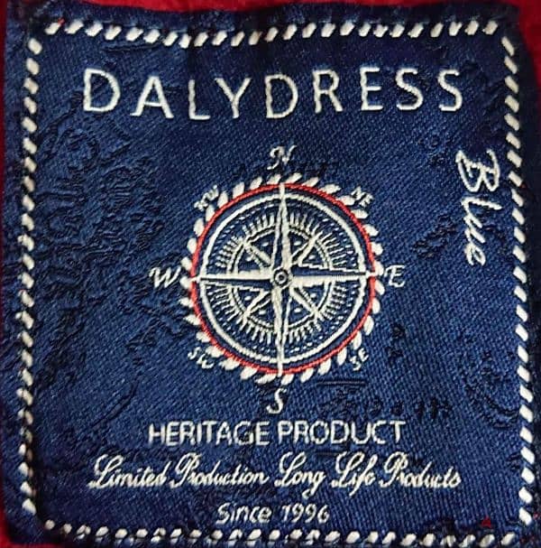 سويتشيرت هودي DALYDRESS أصلي لون نبيتي أحمر غامق مقاس XL 2