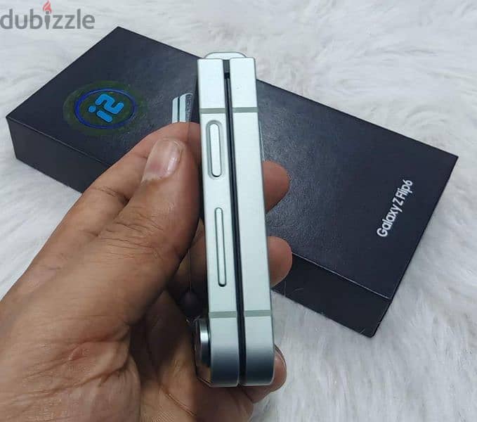 Samsung z flip 6 256/ 12 كالجديد تماما ضمان محلي 6