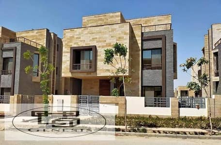 Townhouse With Installments In Front Of Cairo Airport In Taj City Compound