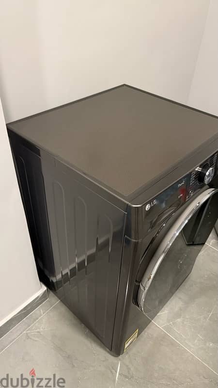 LG 9/5KG washing machine with drier 2