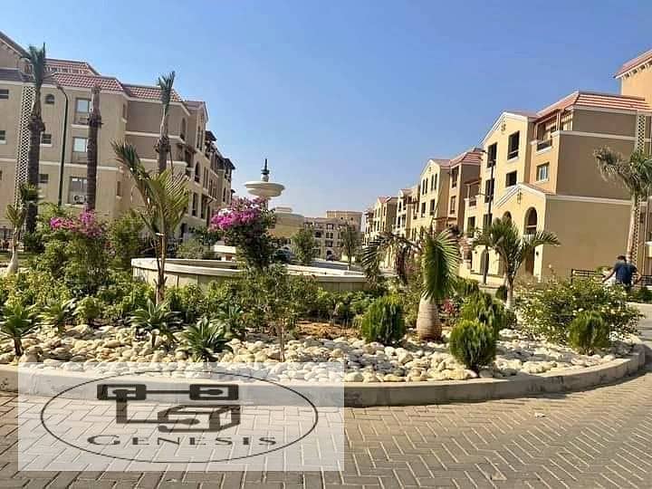 For sale in installments townhouse 292m + 334m garden in front of Madinaty 2 in Maadi View Compound 5