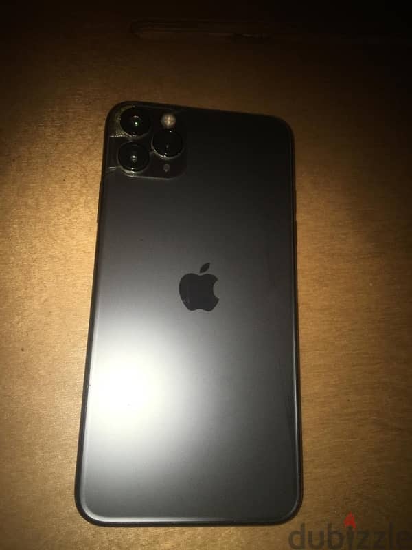 iPhone 11 Pro Max 1