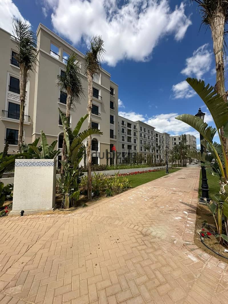 **Townhouse 220 sqm in the heart of Sheikh Zayed, just minutes away from Hyper One, located in one of the finest and most vibrant areas, close to all 9