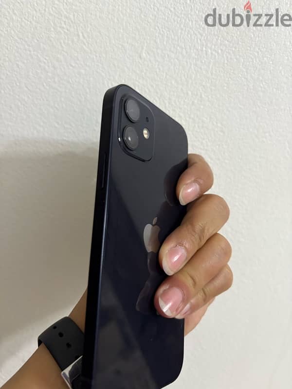 Iphone 12 Black 9