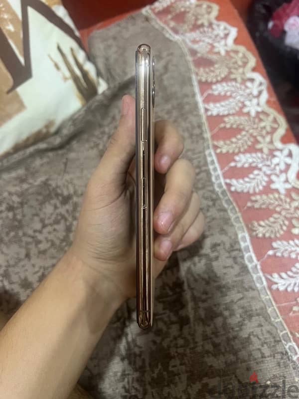 iPhone 11 Pro max 2