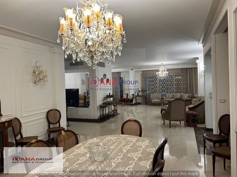 Duplex Beverly hills second stage  500 m  The internal division is currently 3 bedrooms, including a master room 90 meters, 3 bathrooms, reception, tr 3